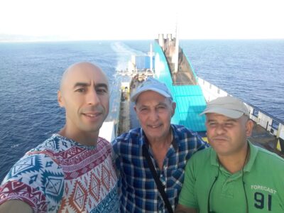 وجه مشاؤو جمعية الرحالة لهواة المشي بطنجة إلى مدينة غرناطة