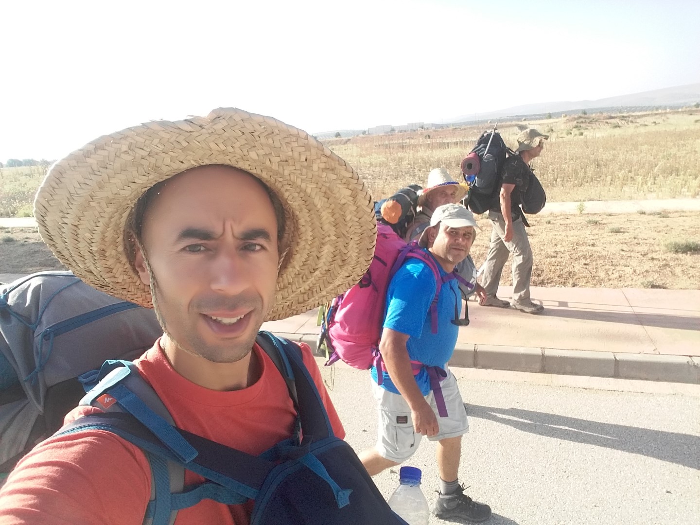 وجه مشاؤو جمعية الرحالة لهواة المشي بطنجة إلى مدينة غرناطة