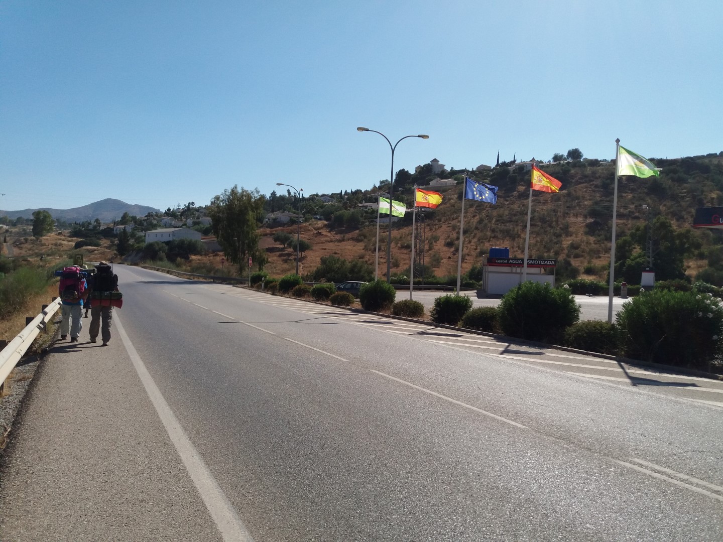 وجه مشاؤو جمعية الرحالة لهواة المشي بطنجة إلى مدينة غرناطة